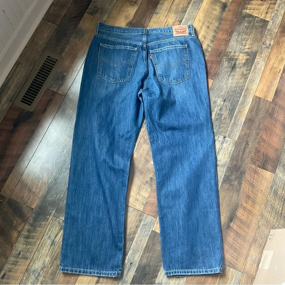 Levi's Women's Blue Distressed Jeans - Picture 6 of 11